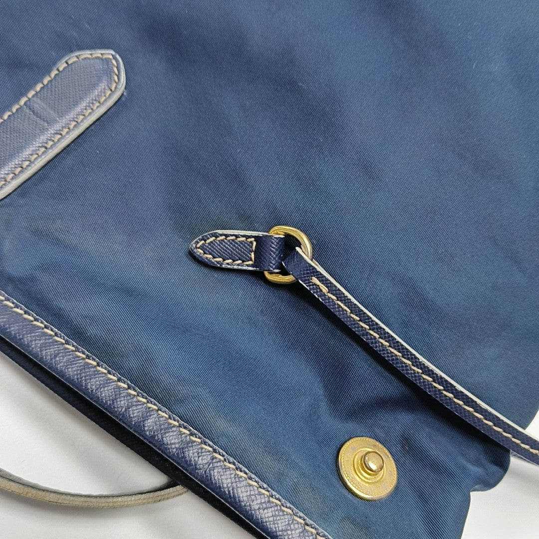 Vitello Phenix Tote Nylon Blue