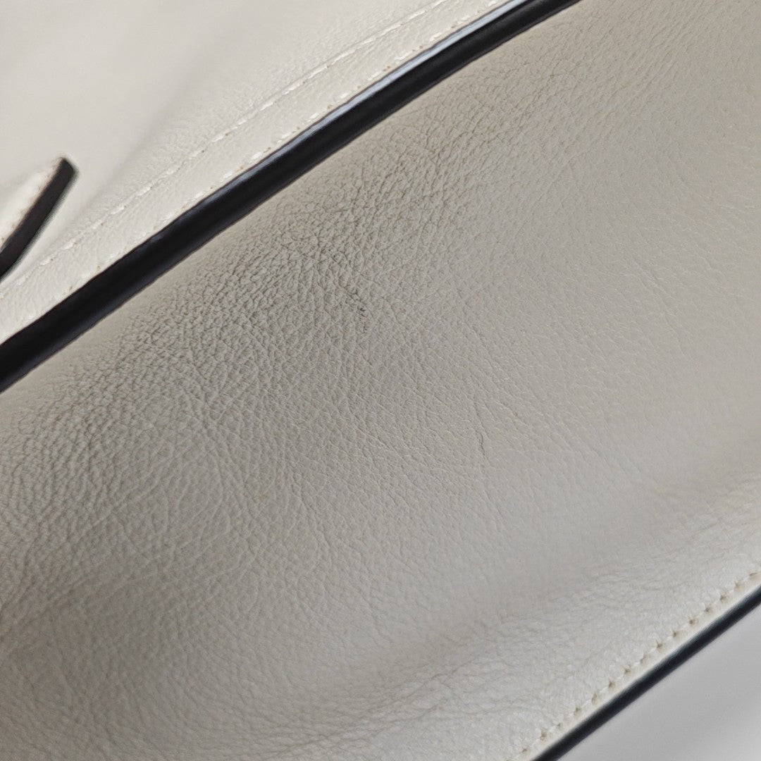 Diana Small Calfskin White