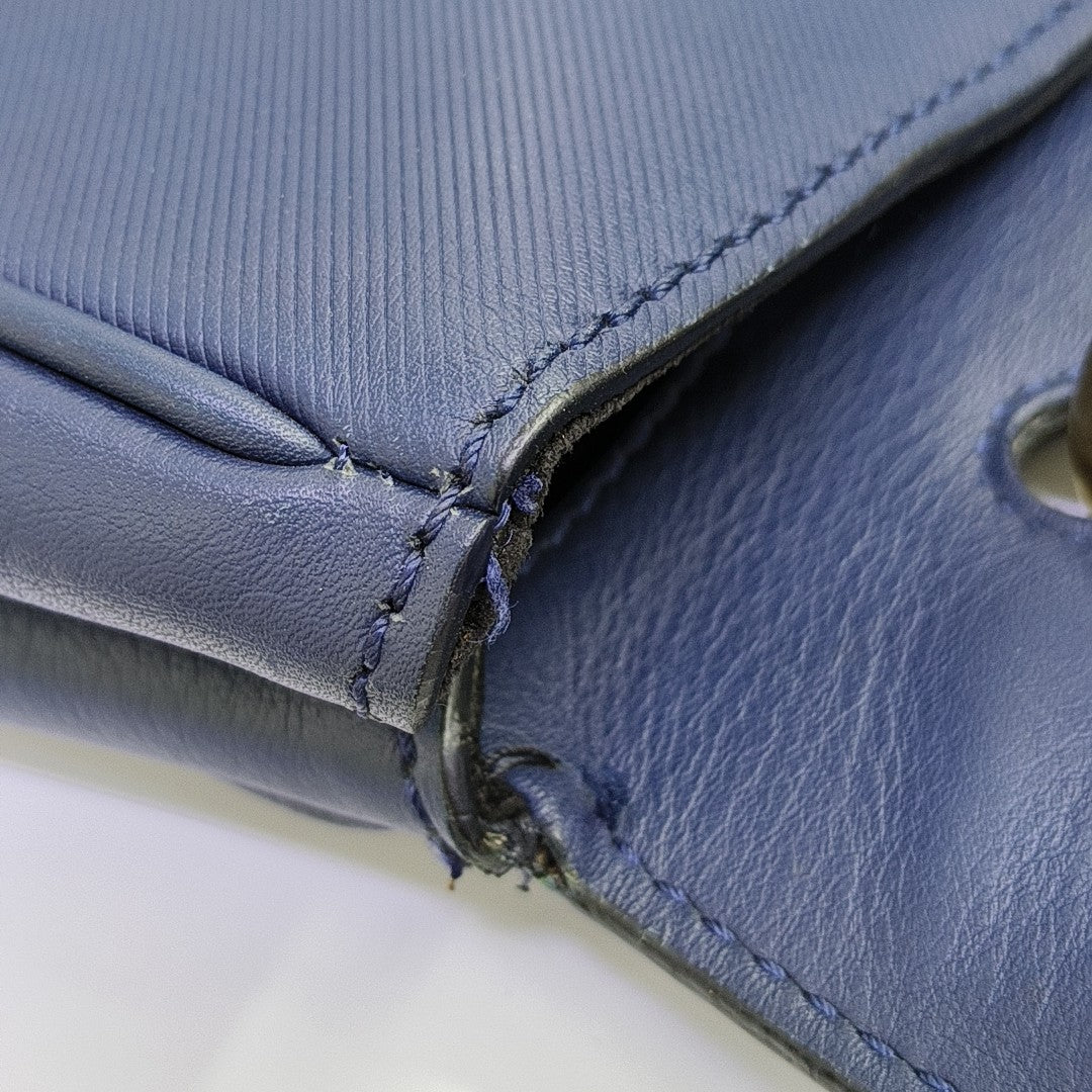 DK88 Medium Calfskin Blue