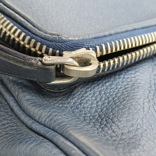 Vela Messenger Bag Calfskin Blue