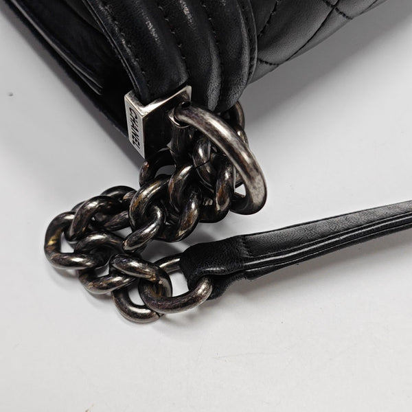 BOY CHANEL Medium Quilted Lambskin Black