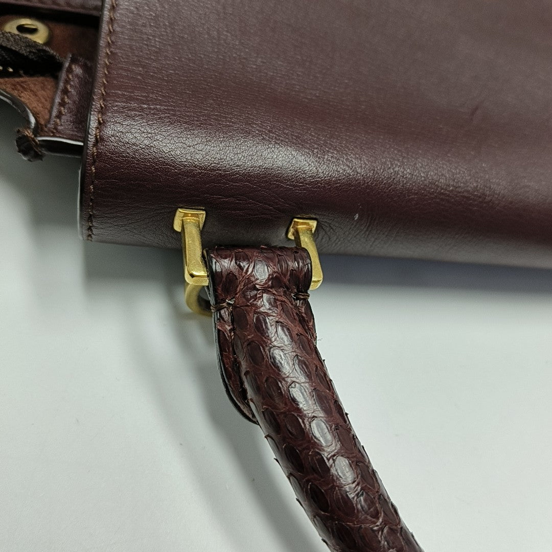 TRAPEZE Medium Calfskin Red