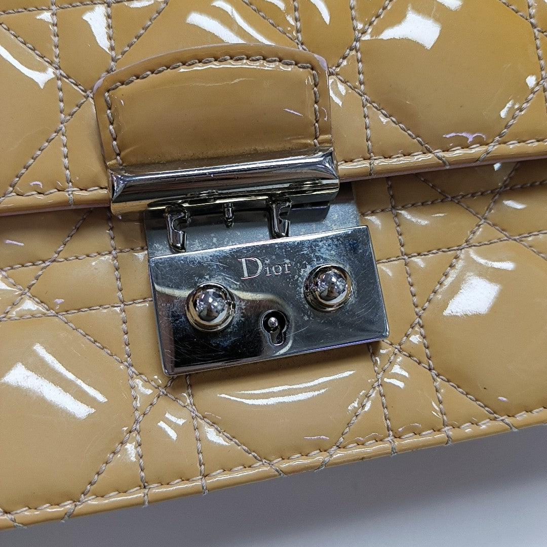 Rendez-Vous Cannage Patent Leather Yellow
