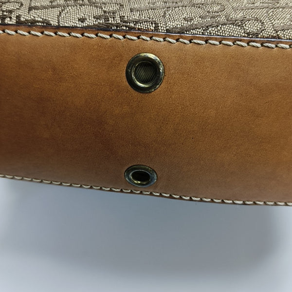 Street Chic Oblique Canvas Brown