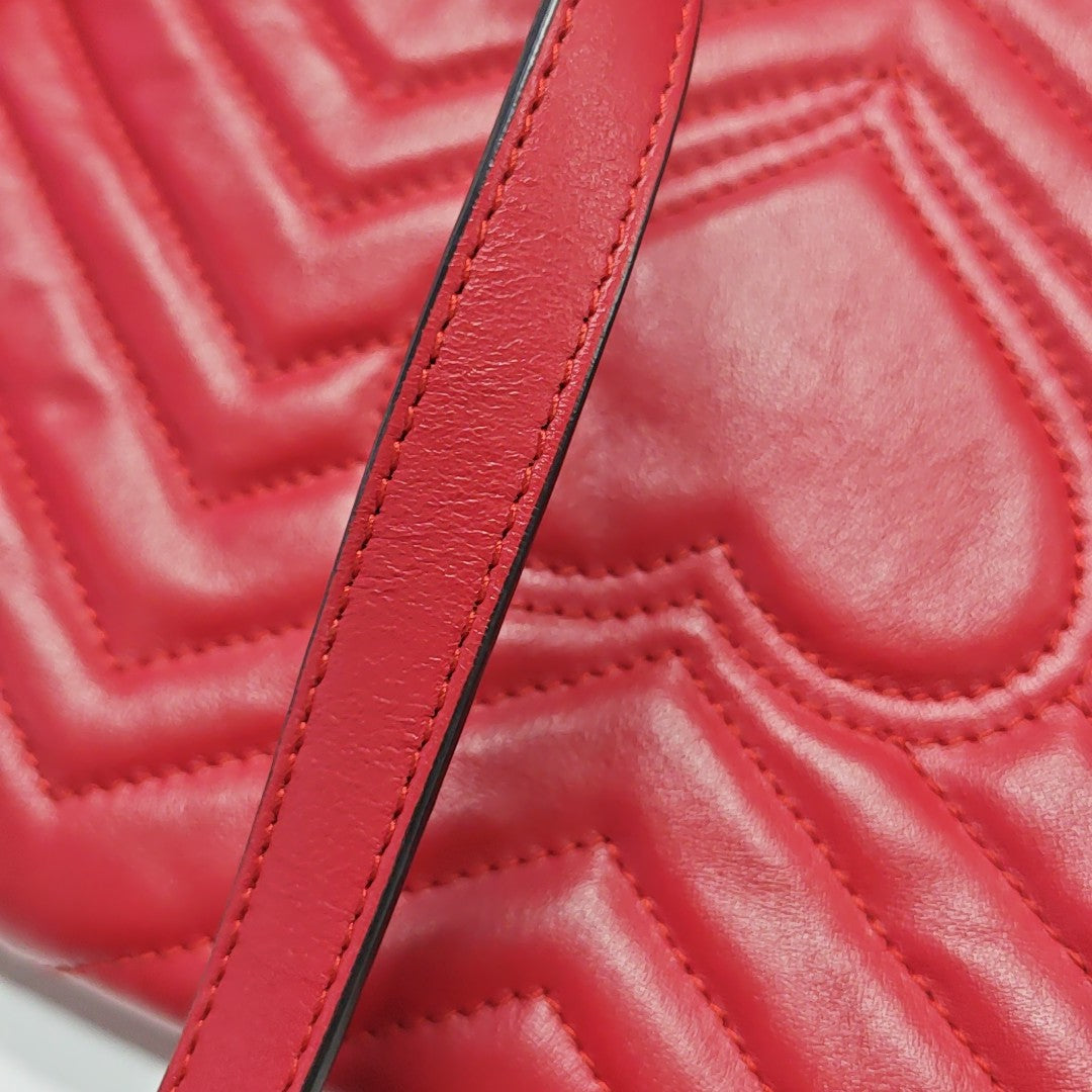 GG Marmont Medium Quilted Calfskin Red