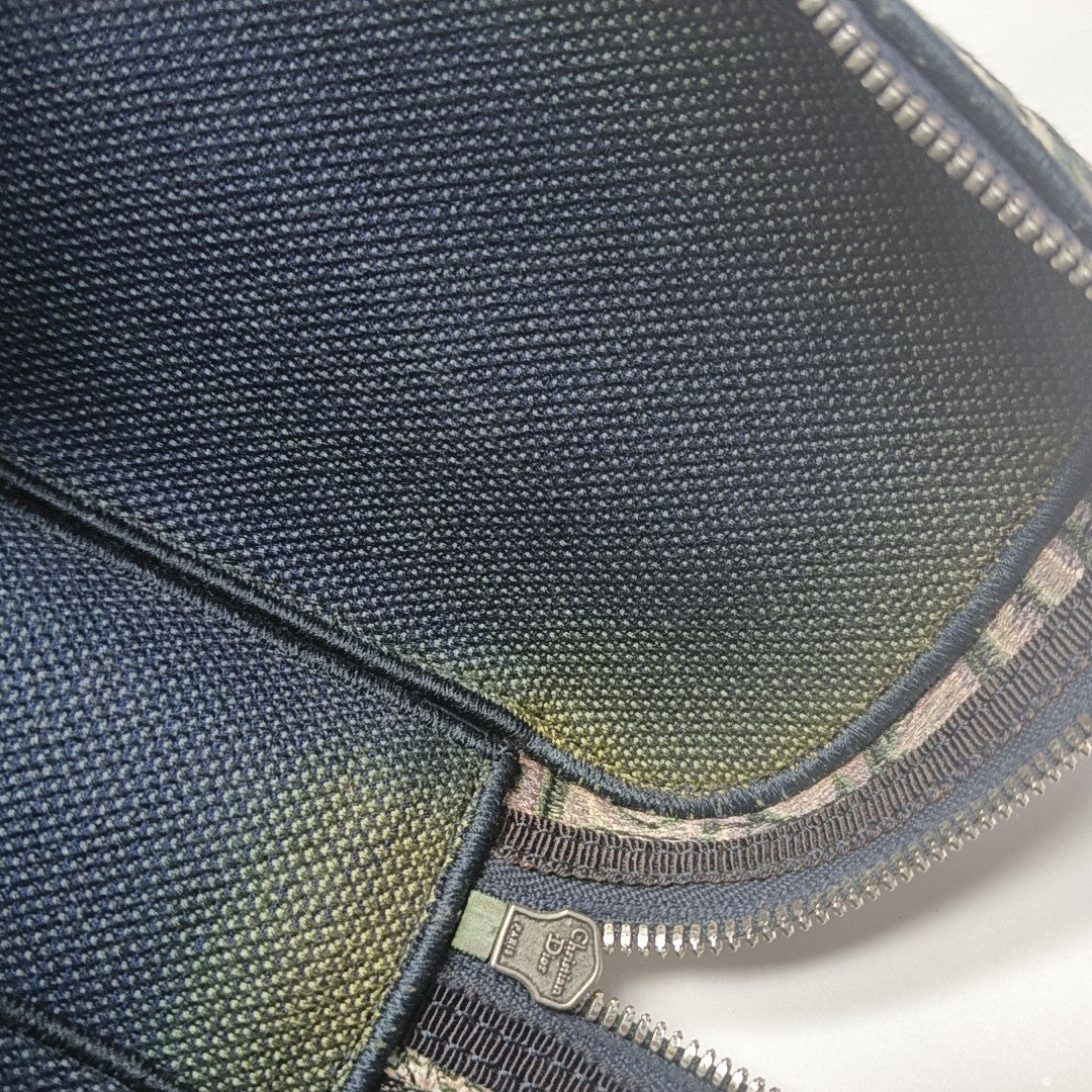 Travel Vanity Canvas Blue