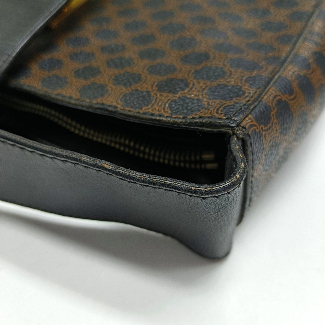 Coated Canvas Brown
