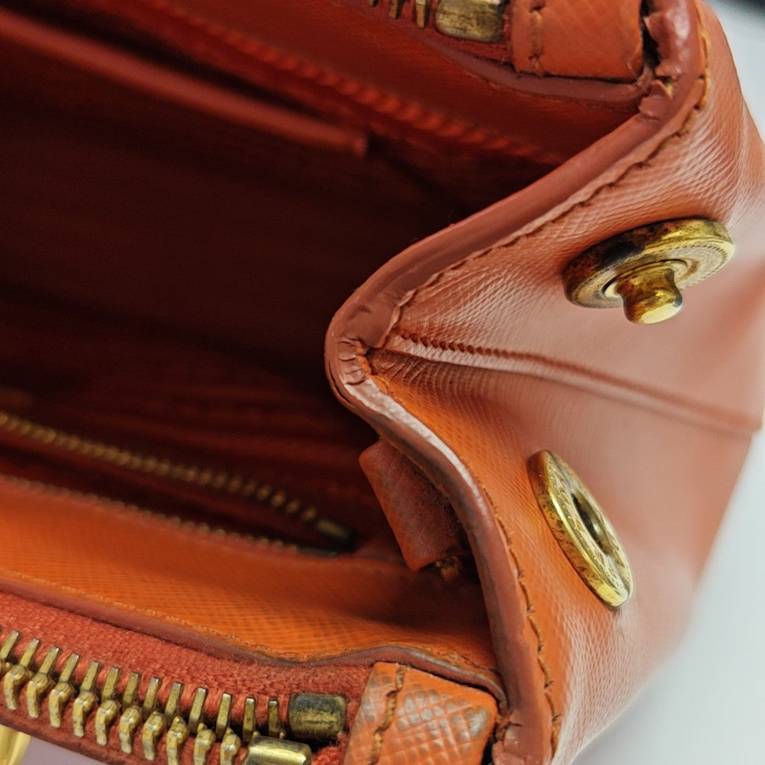 Galleria Medium Saffiano Calfskin Orange