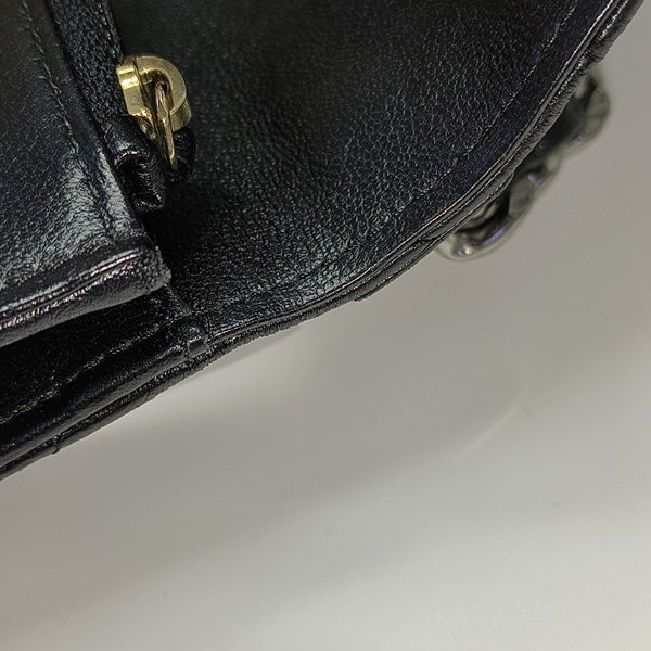 Chanel 19 WOC Piel de Cordero Acolchada Negra