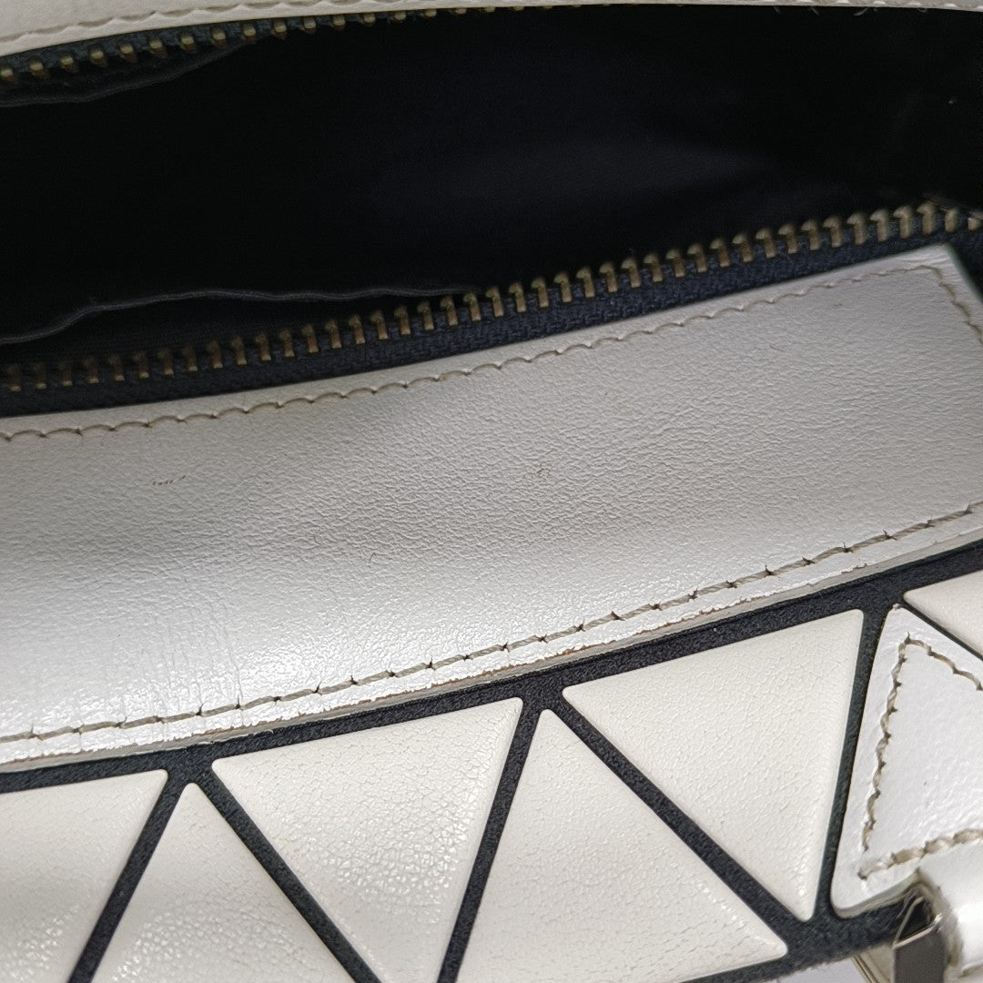 Special Material Tote Bag White