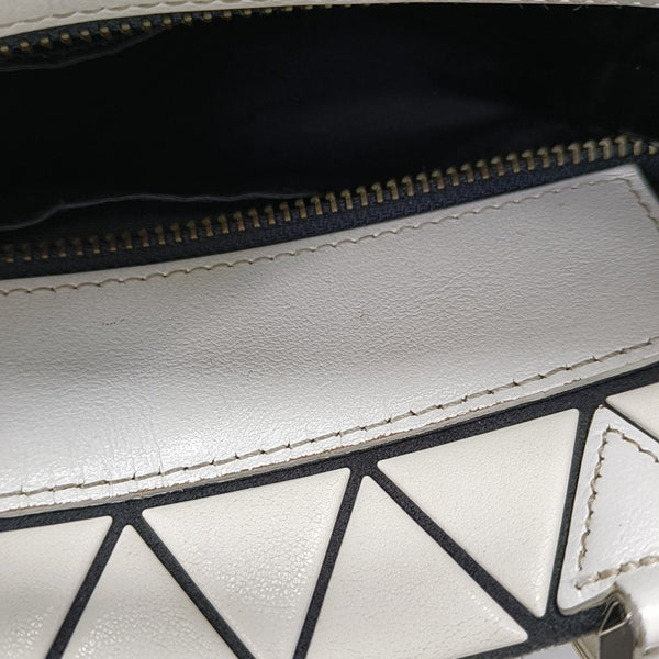 Special Material Tote Bag White