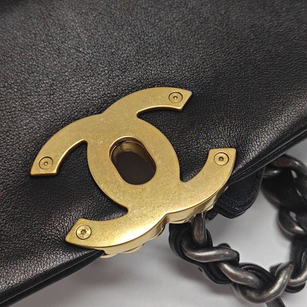 CHANEL 19 Small Quilted Lambskin Black