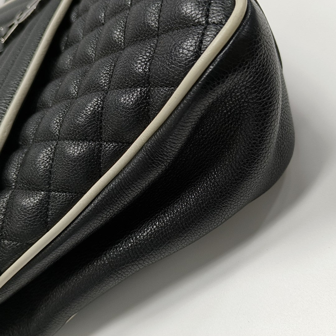 COLLEGE Large Chevron Calfskin Black