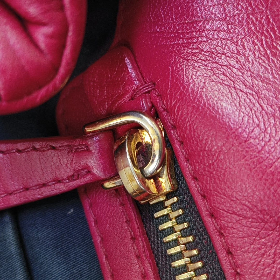 Quilted Lambskin Shoulder Bag Red