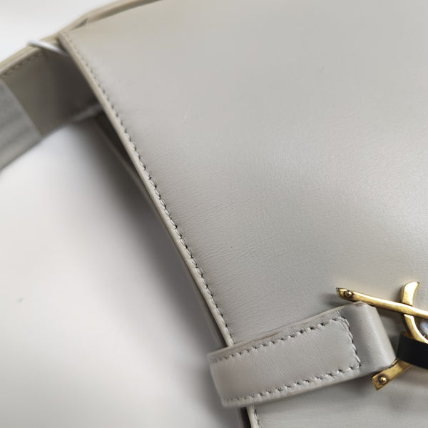 LE 5 À 7 Small Calfskin White