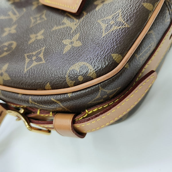 BOITE CHAPEAU MM Monogram Coated Canvas Brown