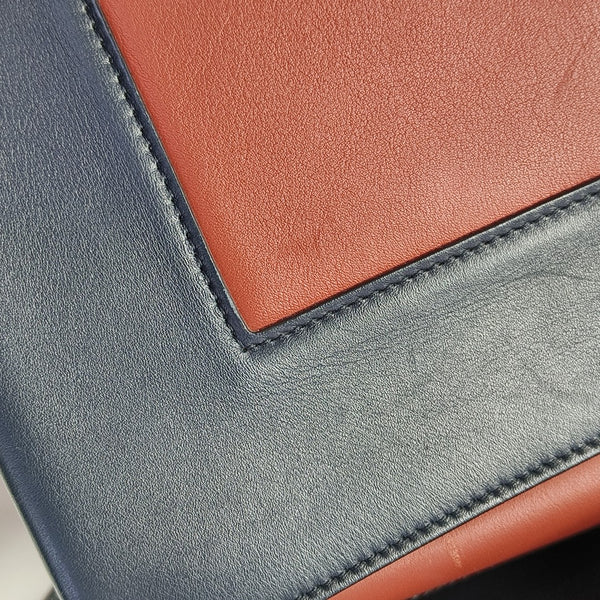 FRAME Medium Calfskin Blue