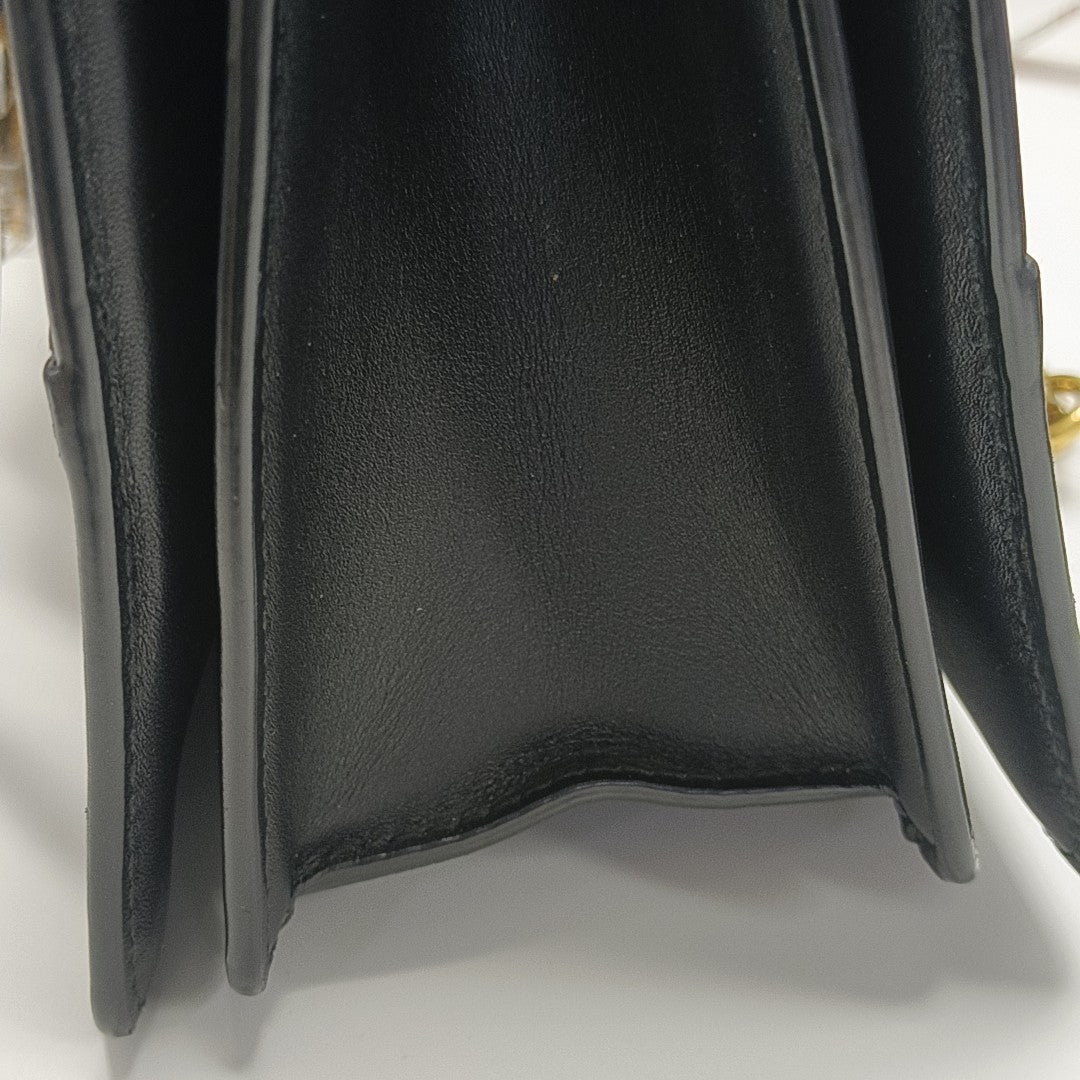 Queen Margaret Small Calfskin Black
