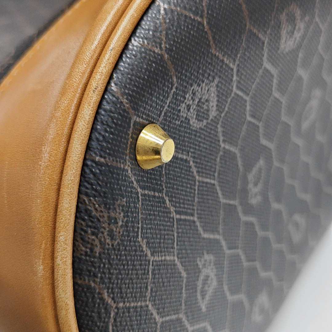 Oblique Coated Canvas Black