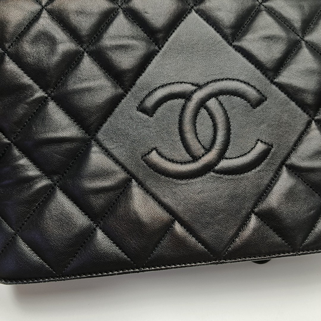 Quilted Lambskin Shoulder Bag Black
