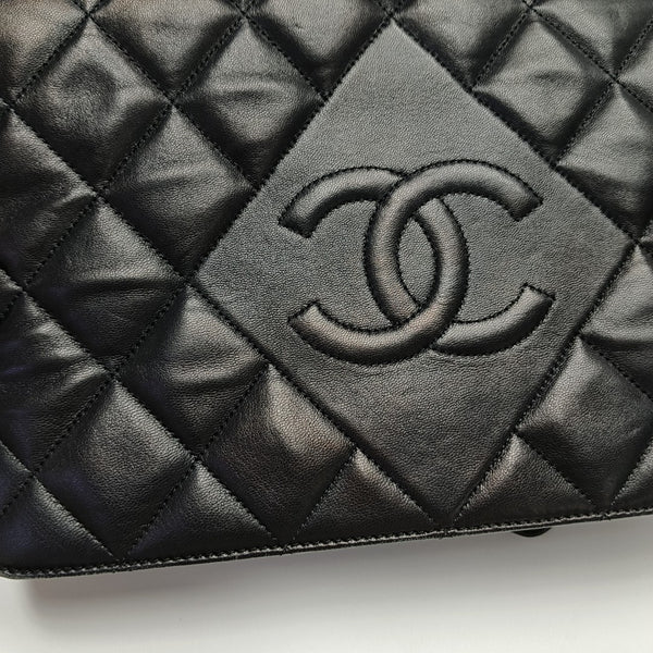Quilted Lambskin Shoulder Bag Black
