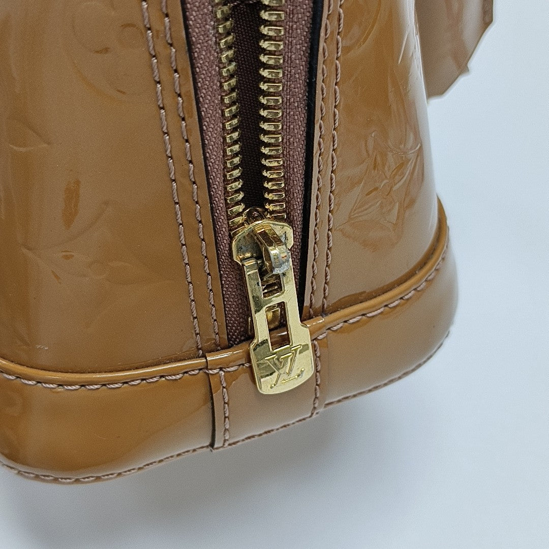 ALMA BB Patent Leather Beige