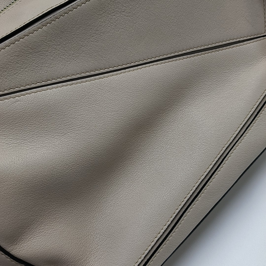 Puzzle Medium Calfskin Beige