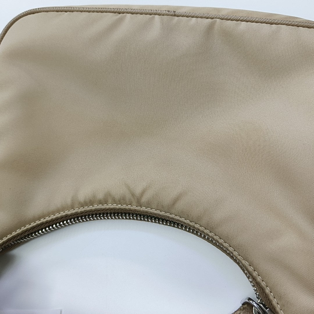 Re-Edition2000 Mini Nylon Beige