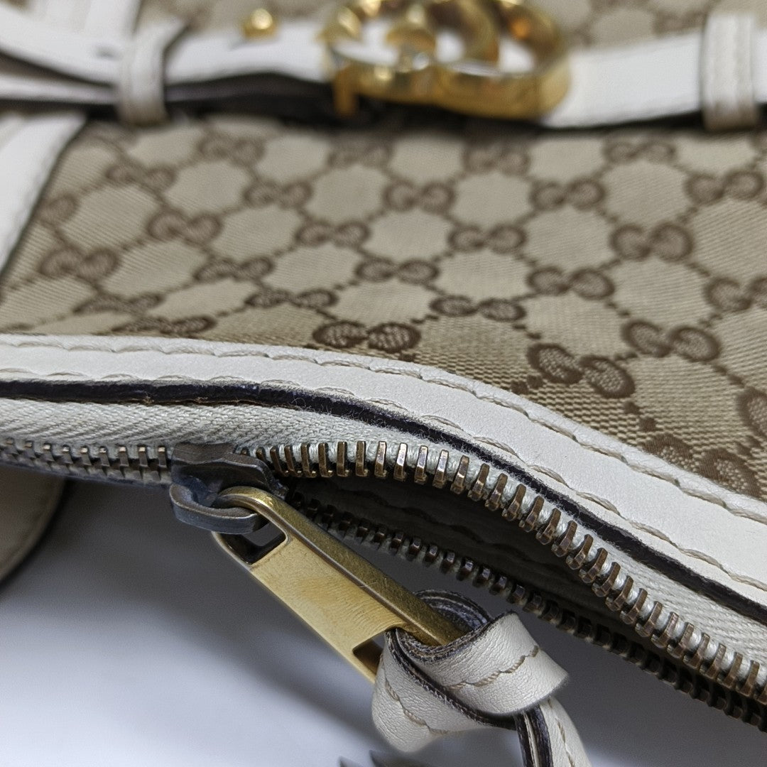 Monogram Canvas Brown