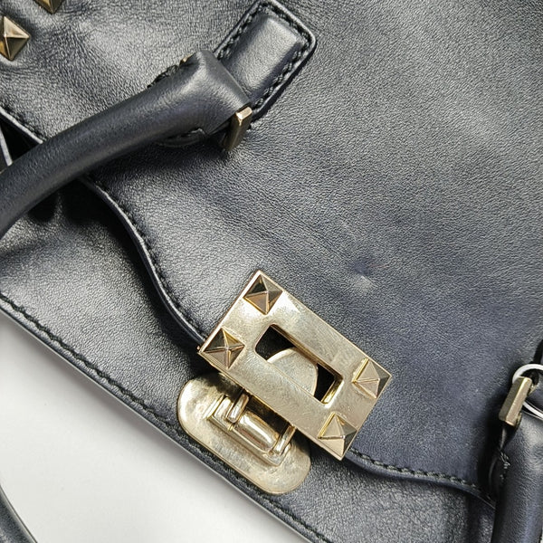 Rockstud Small Calfskin Black
