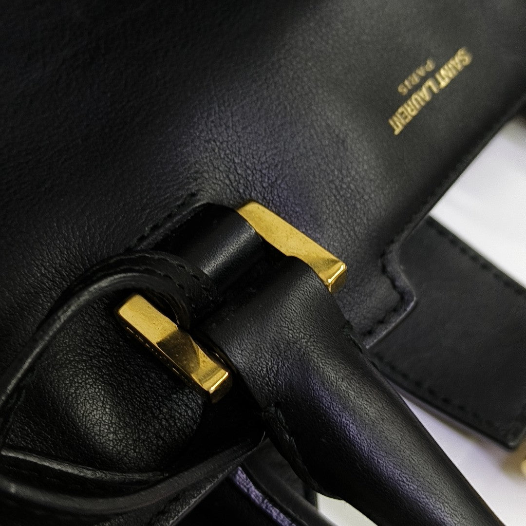 CHYC Y LIGNE Small Calfskin Black