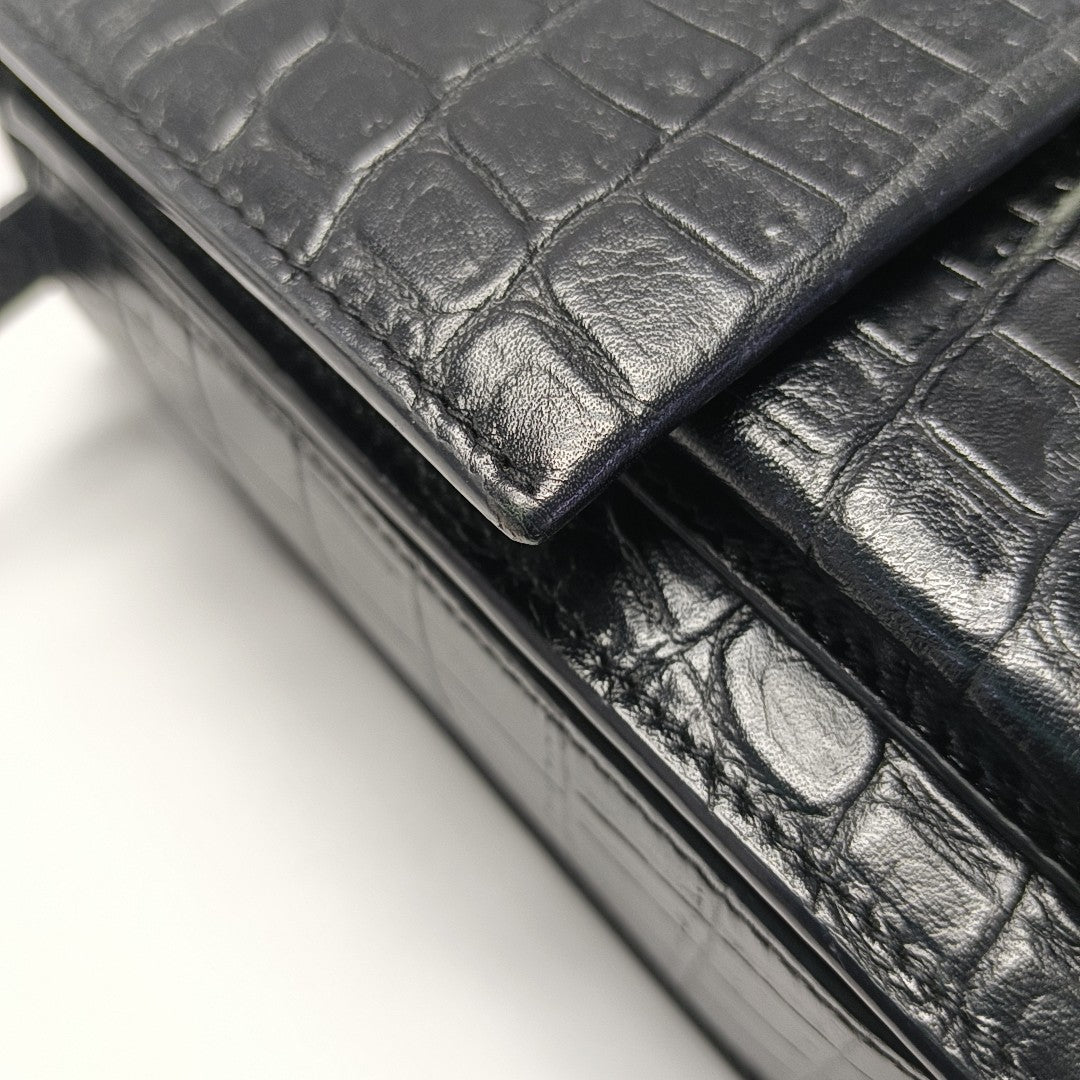BELLECHASSE Calfskin Black