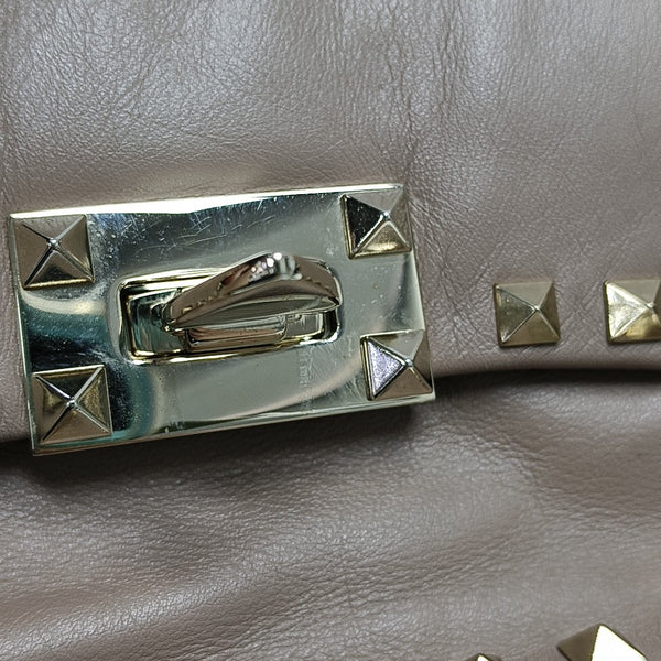 Rockstud Calfskin Pink