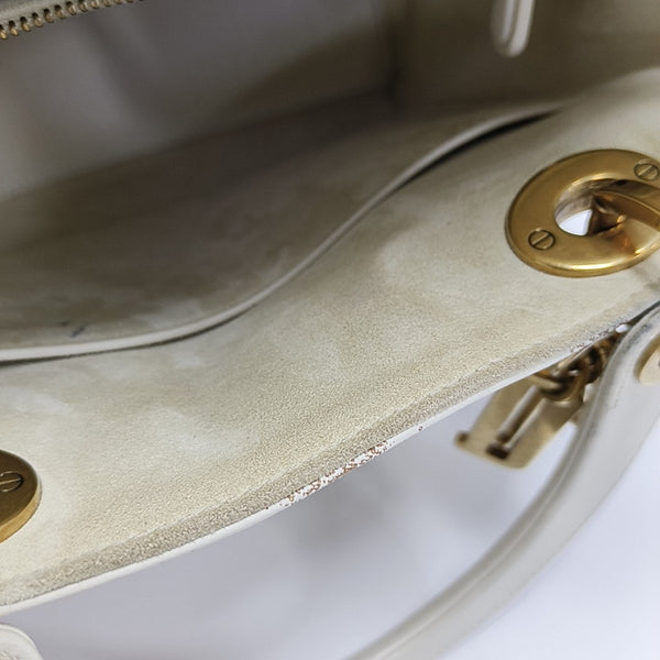 Lady Dior Medium Lambskin White
