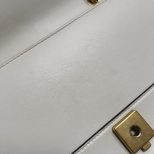 Queen Margaret Small Calfskin White