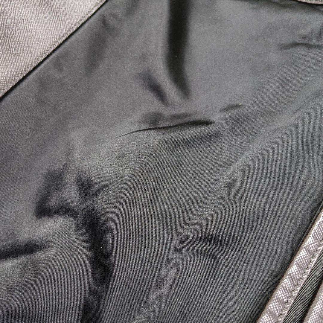 Vela Messenger Bag Nylon Black
