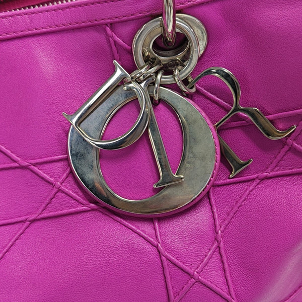 Cannage Calfskin Shoulder Bag Pink