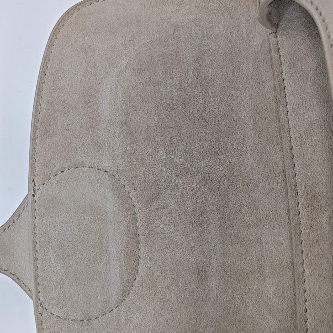 Bobby Medium Calfskin Beige