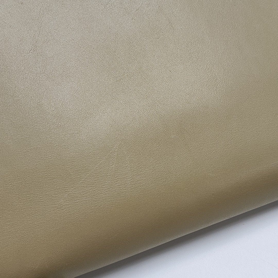 TRAPEZE Small Calfskin Beige
