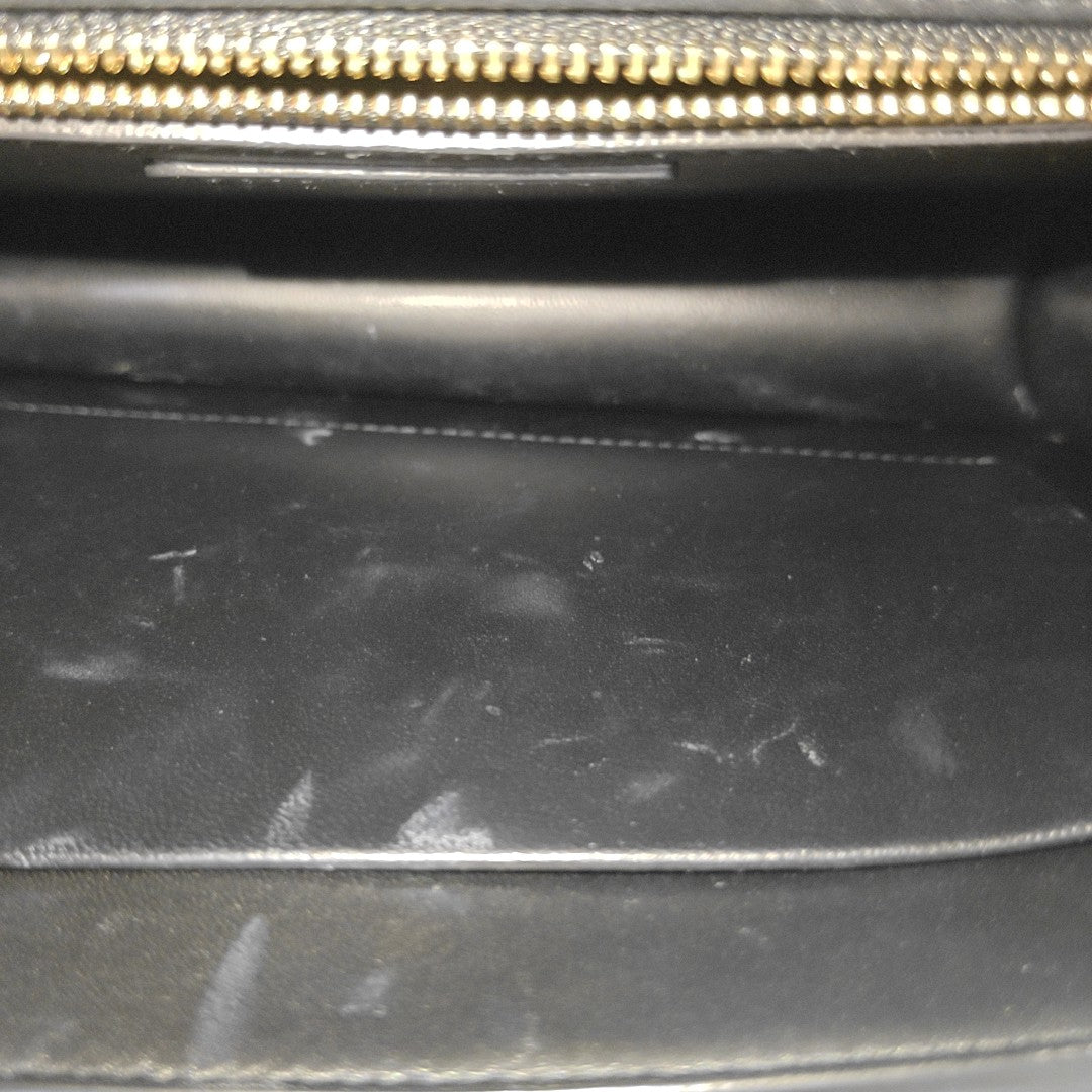 30 Montaigne Calfskin Black