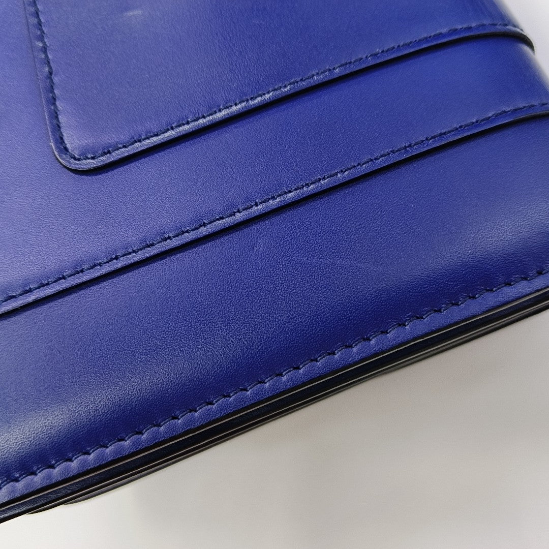 SERPENTI FOREVER Small Calfskin Blue