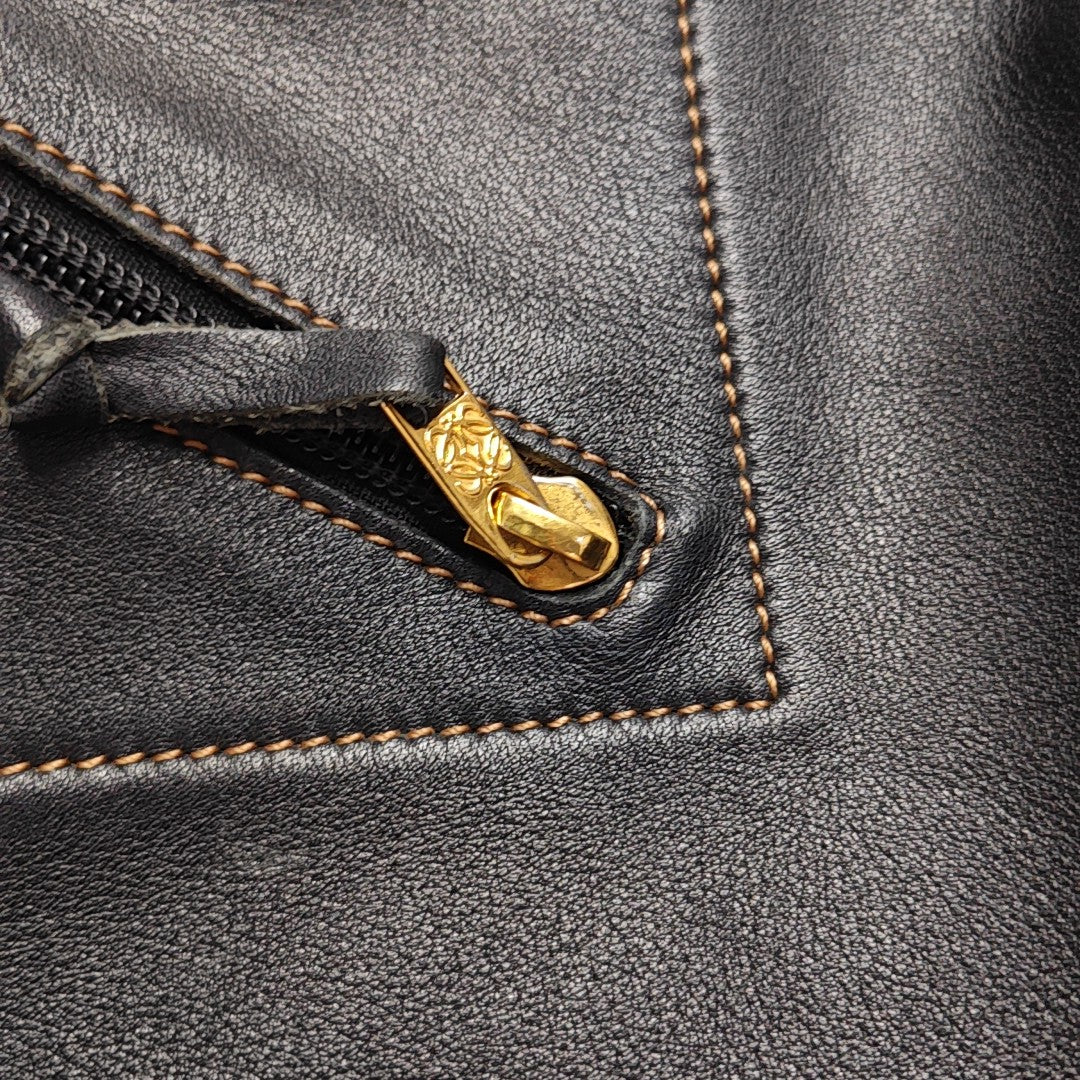 Anton Calfskin Black