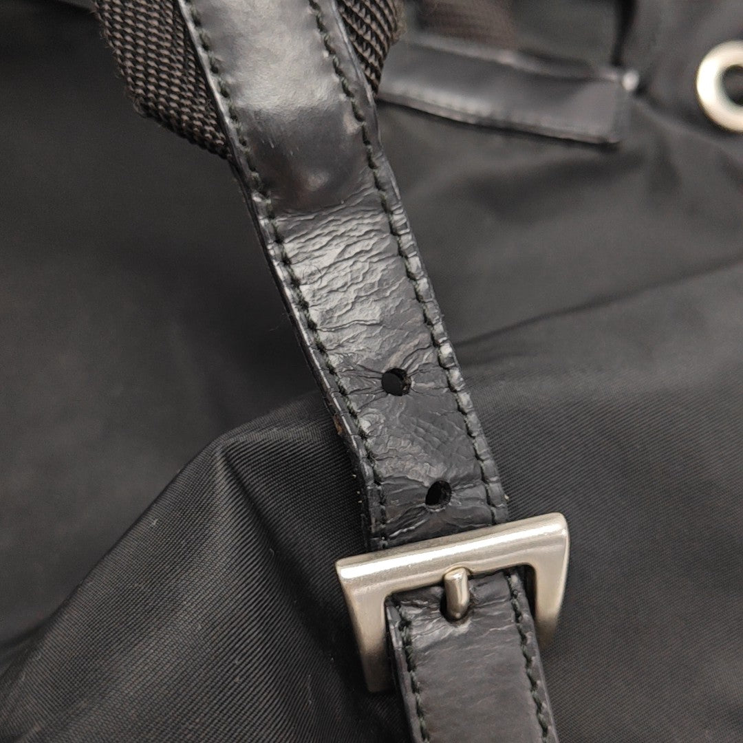 Vela Small Nylon Black