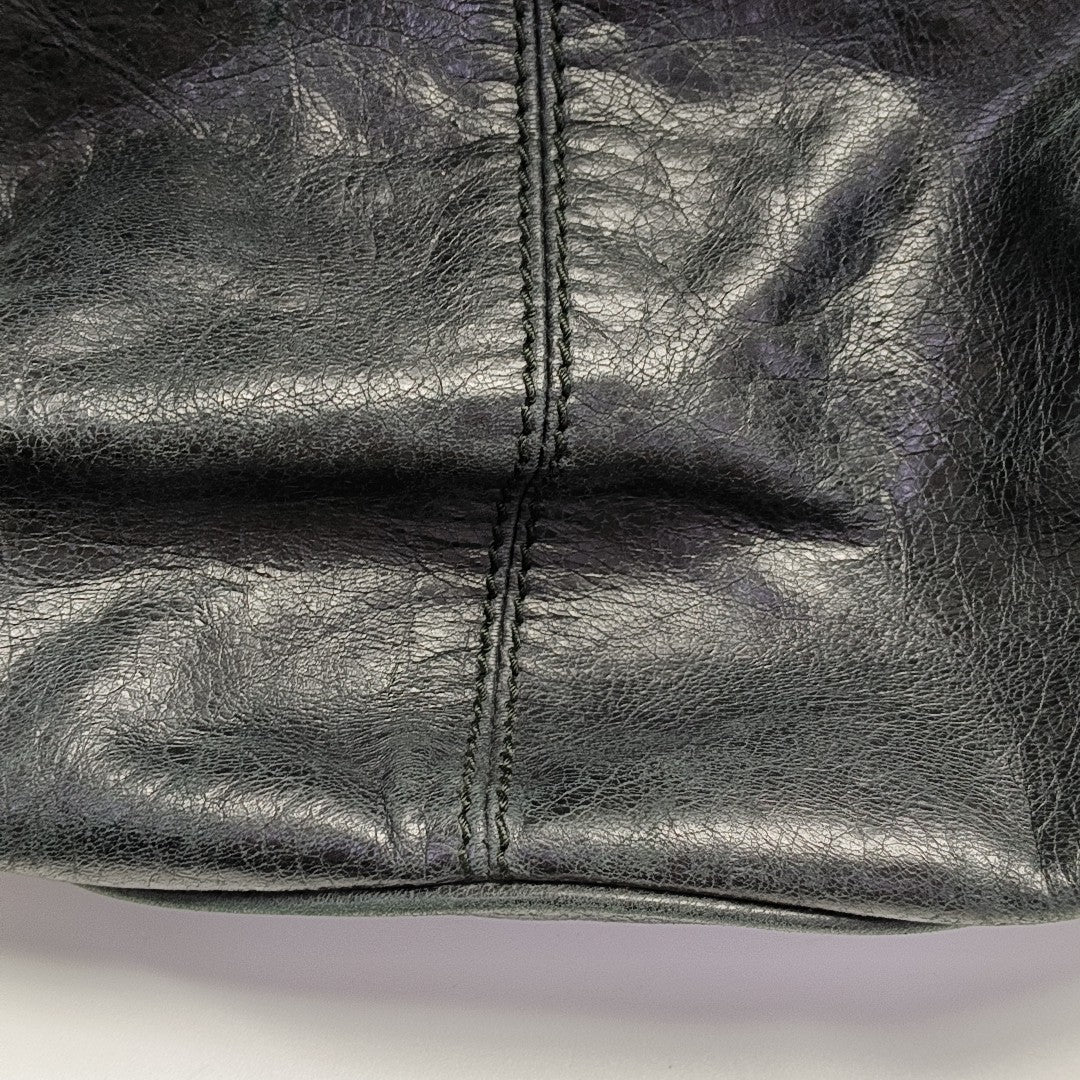 Pompon Bag Calfskin Black