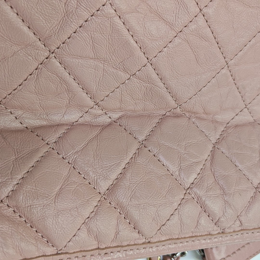 GABRIELLE Medium Quilted Calfskin Pink