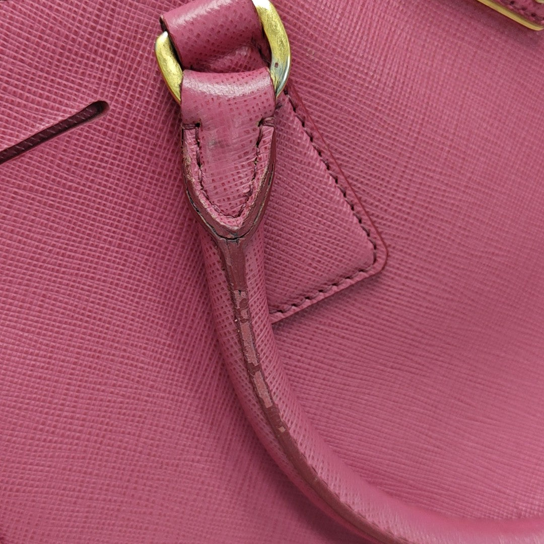 Galleria Medium Saffiano Calfskin Red
