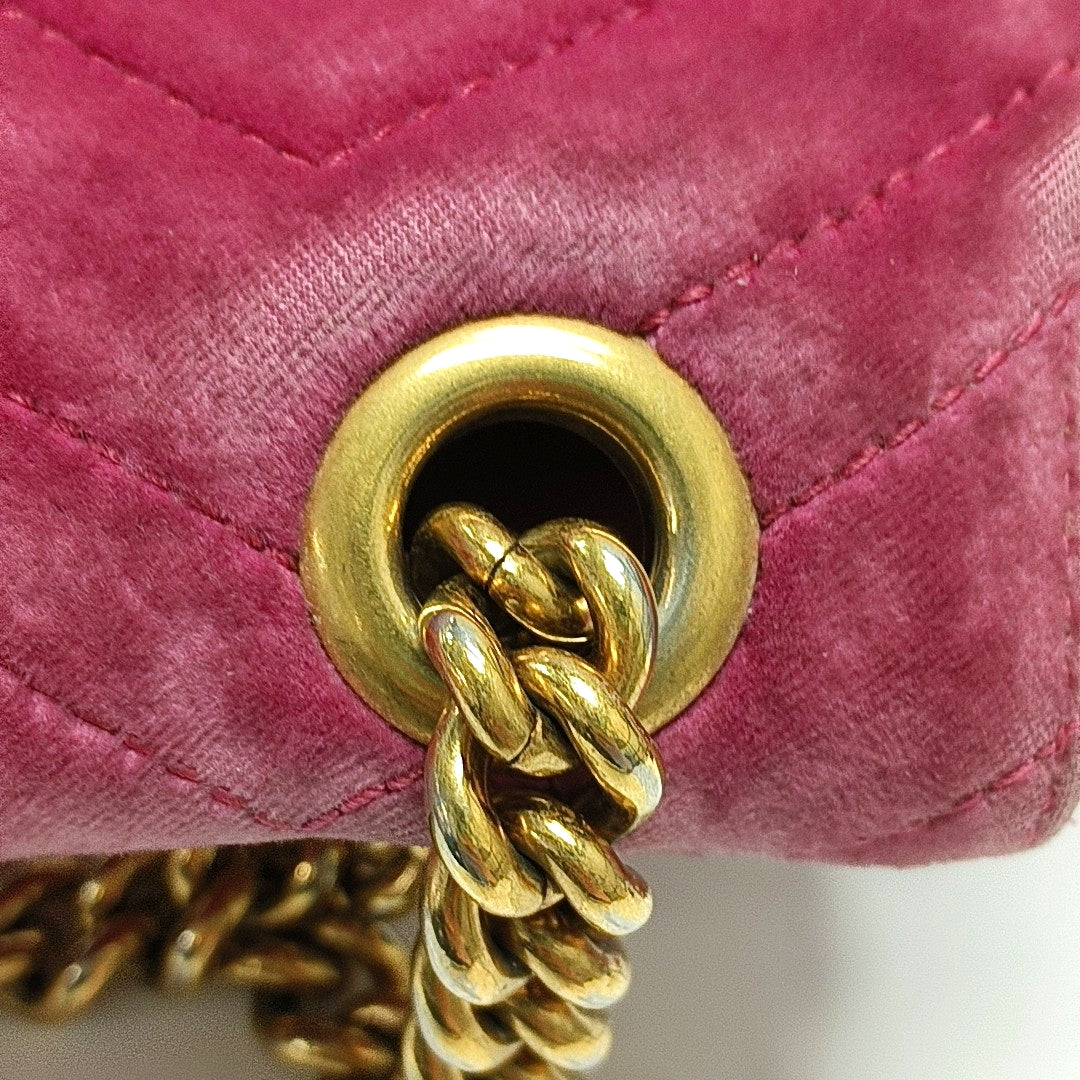 GG Marmont Small Quilted Velvet Red