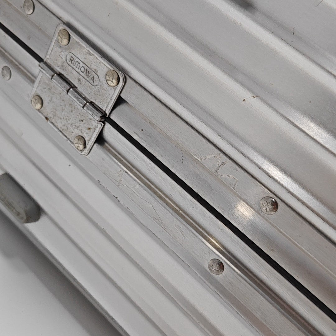 Special Material Luggage Silver