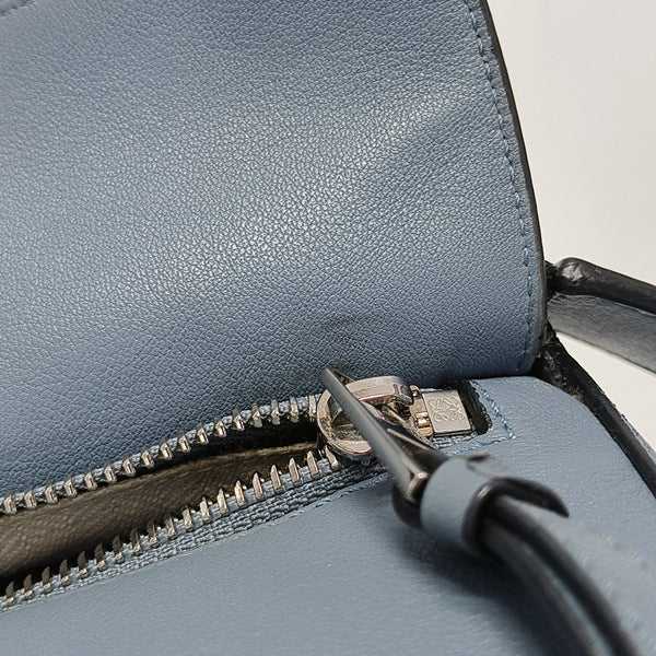 Puzzle Medium Calfskin Blue