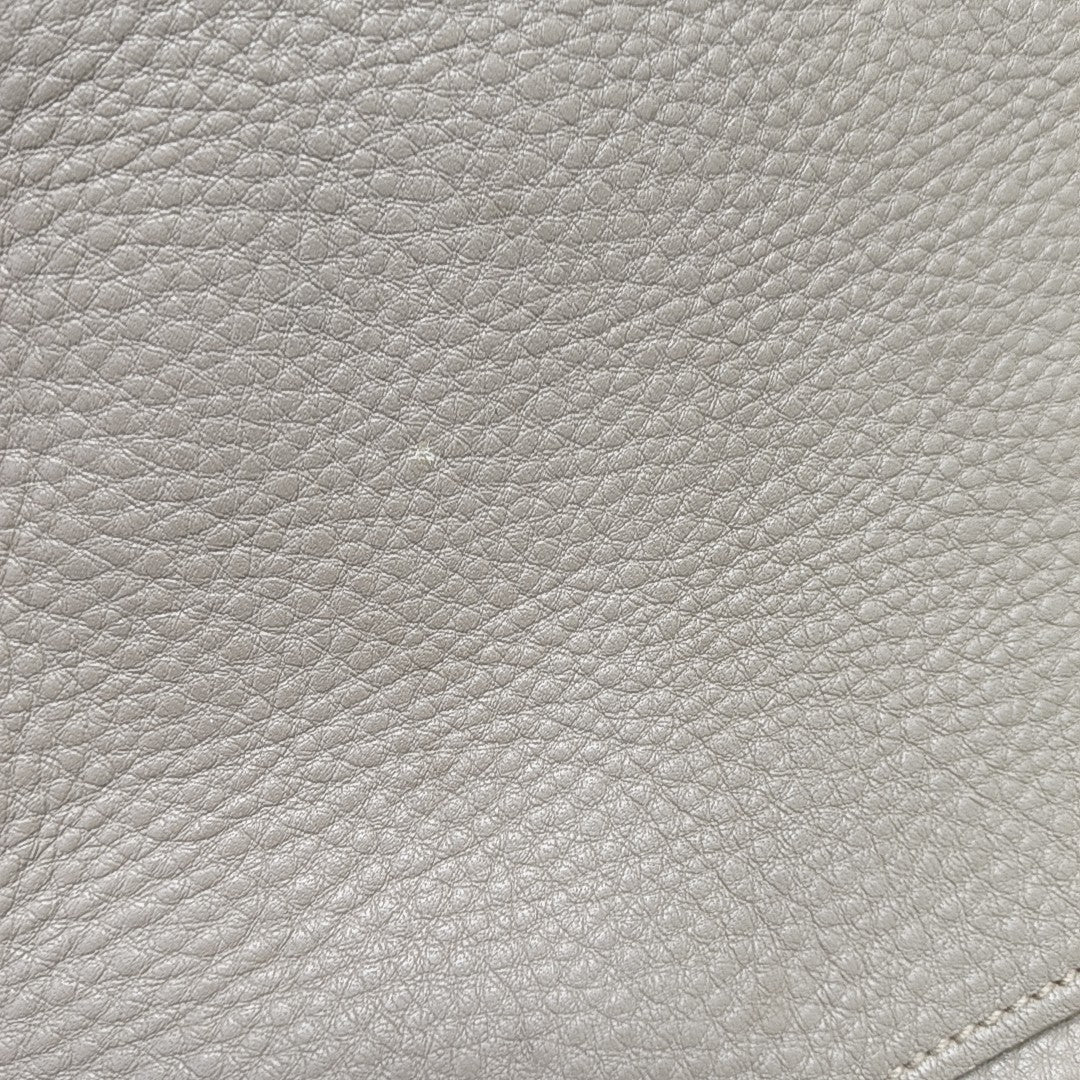 Galleria Zip Front Pocket Calfskin Gray